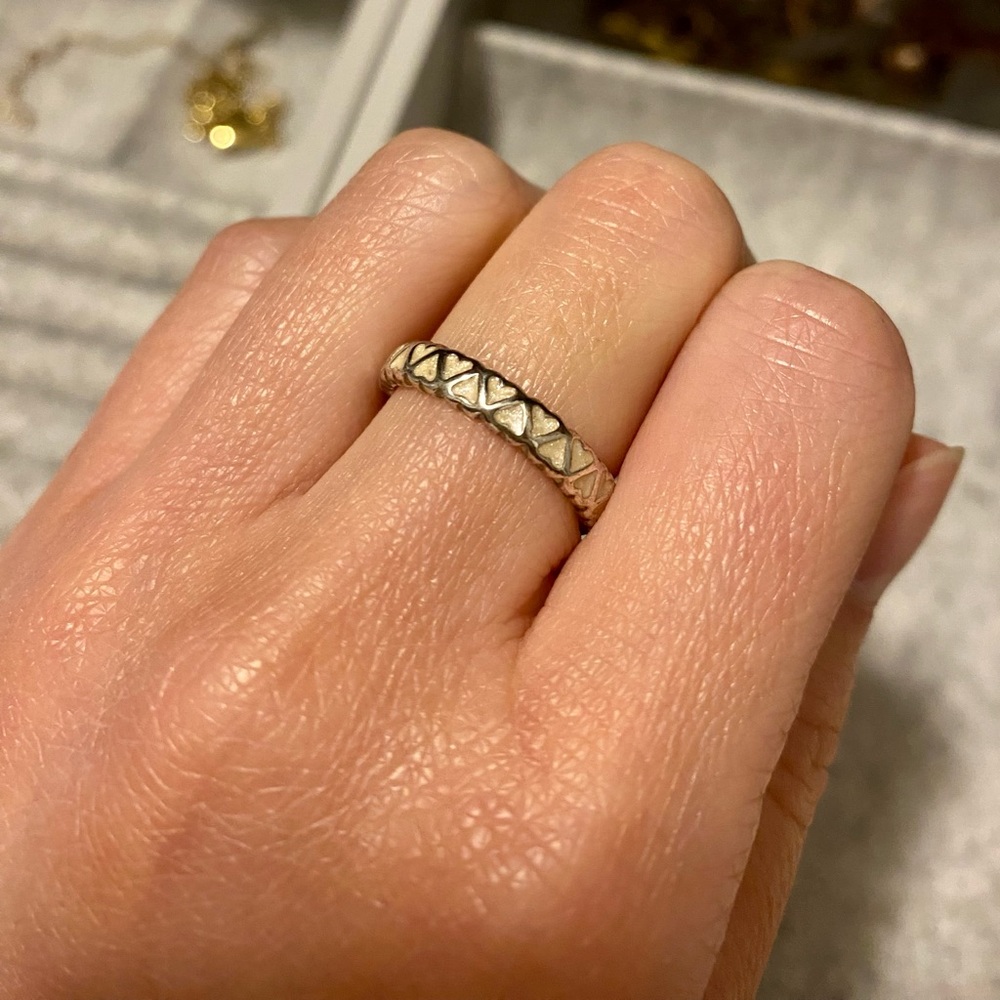 Pandora Hearts ring in Silver